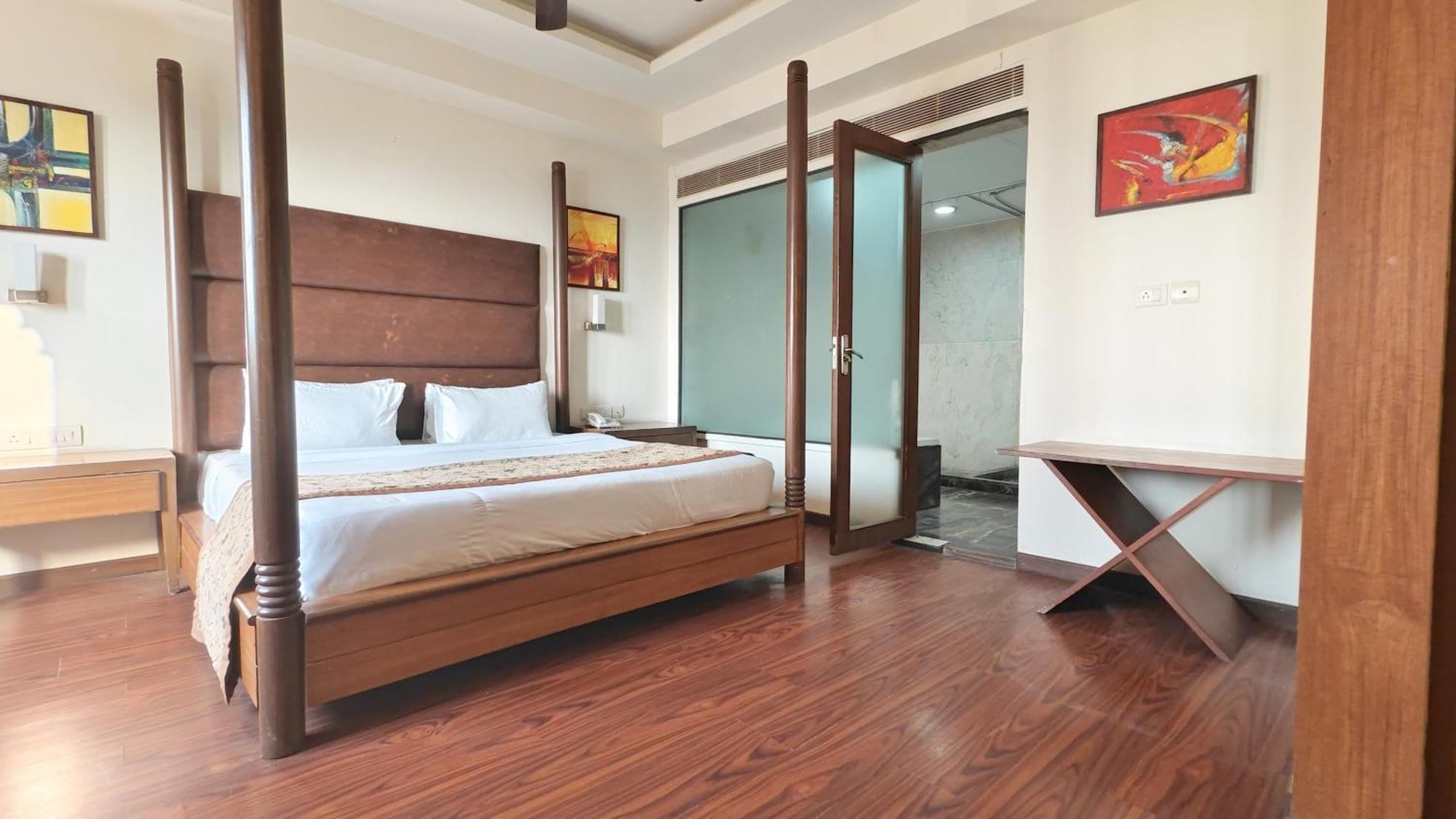 The Sky Imperial, Udaipur Ξενοδοχείο Εξωτερικό φωτογραφία