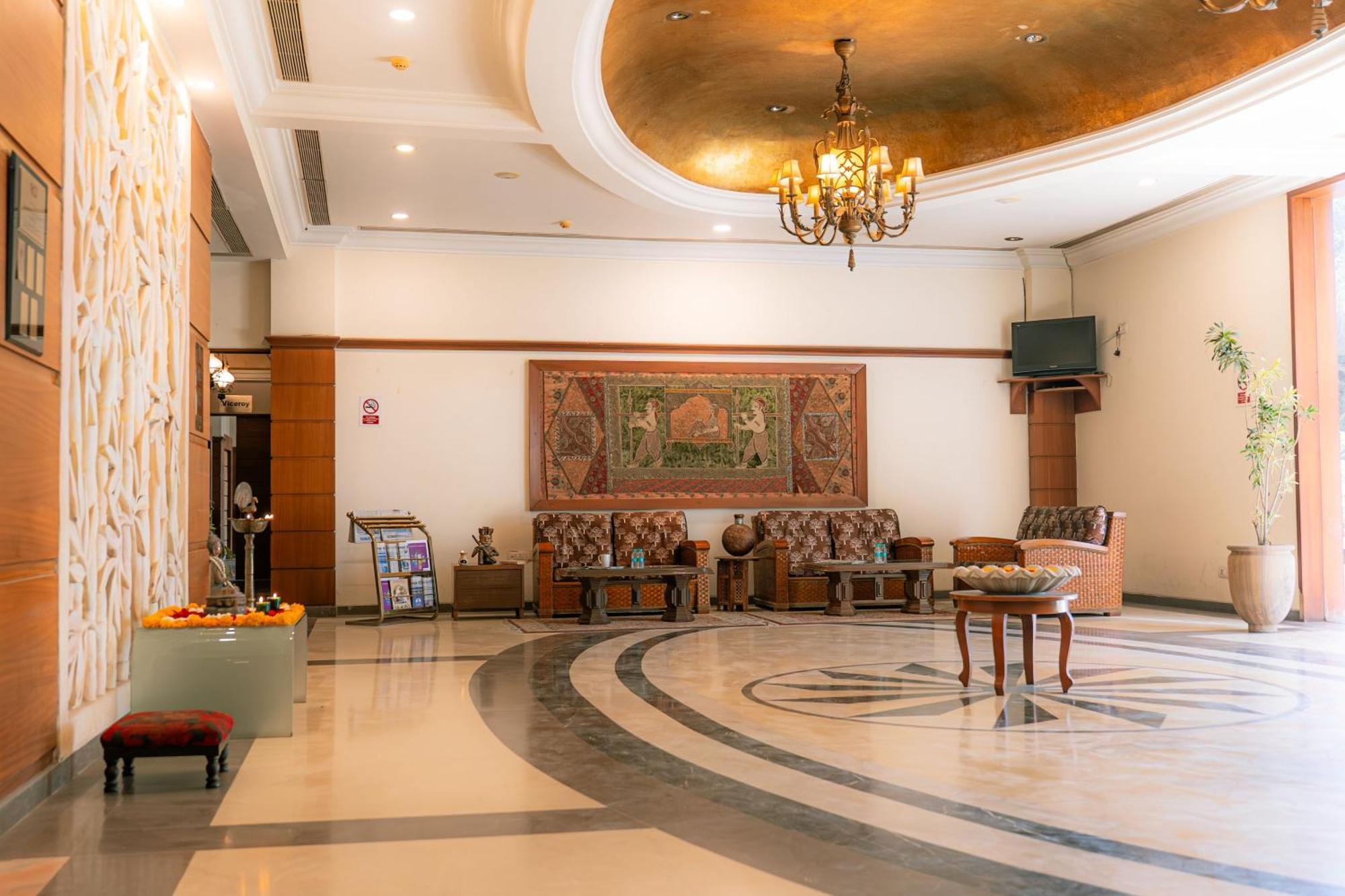 The Sky Imperial, Udaipur Ξενοδοχείο Εξωτερικό φωτογραφία