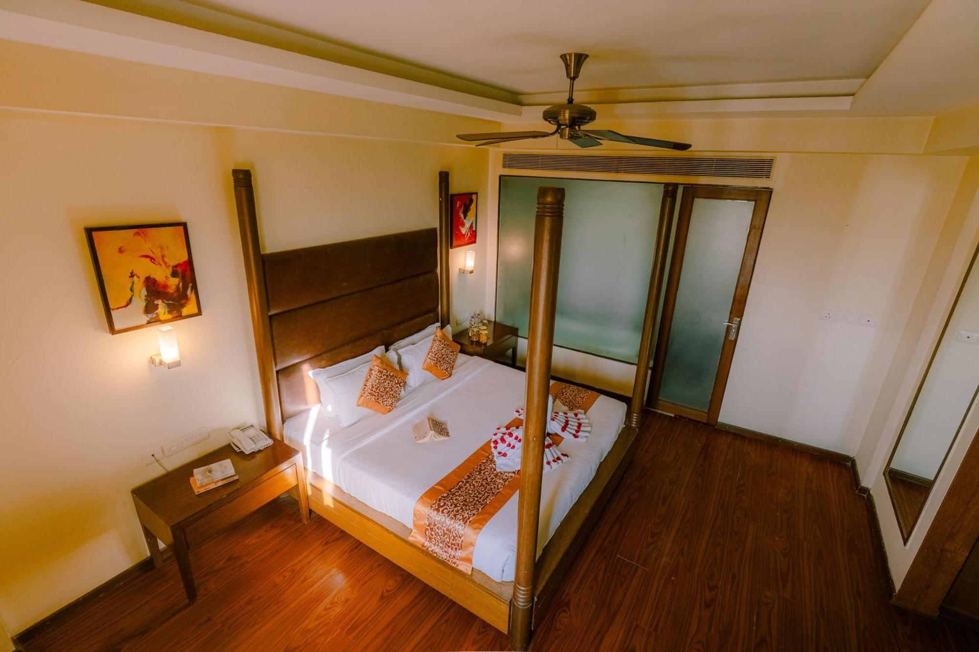 The Sky Imperial, Udaipur Ξενοδοχείο Εξωτερικό φωτογραφία