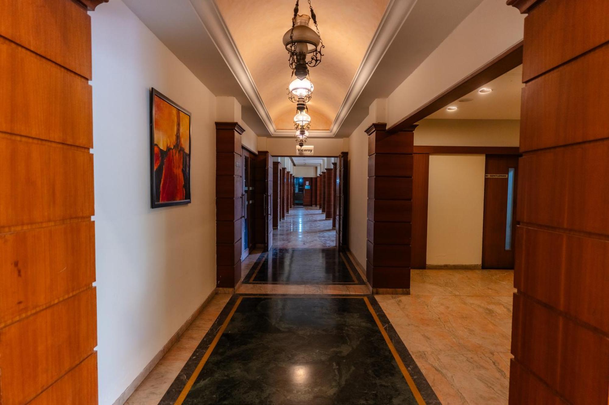 The Sky Imperial, Udaipur Ξενοδοχείο Εξωτερικό φωτογραφία