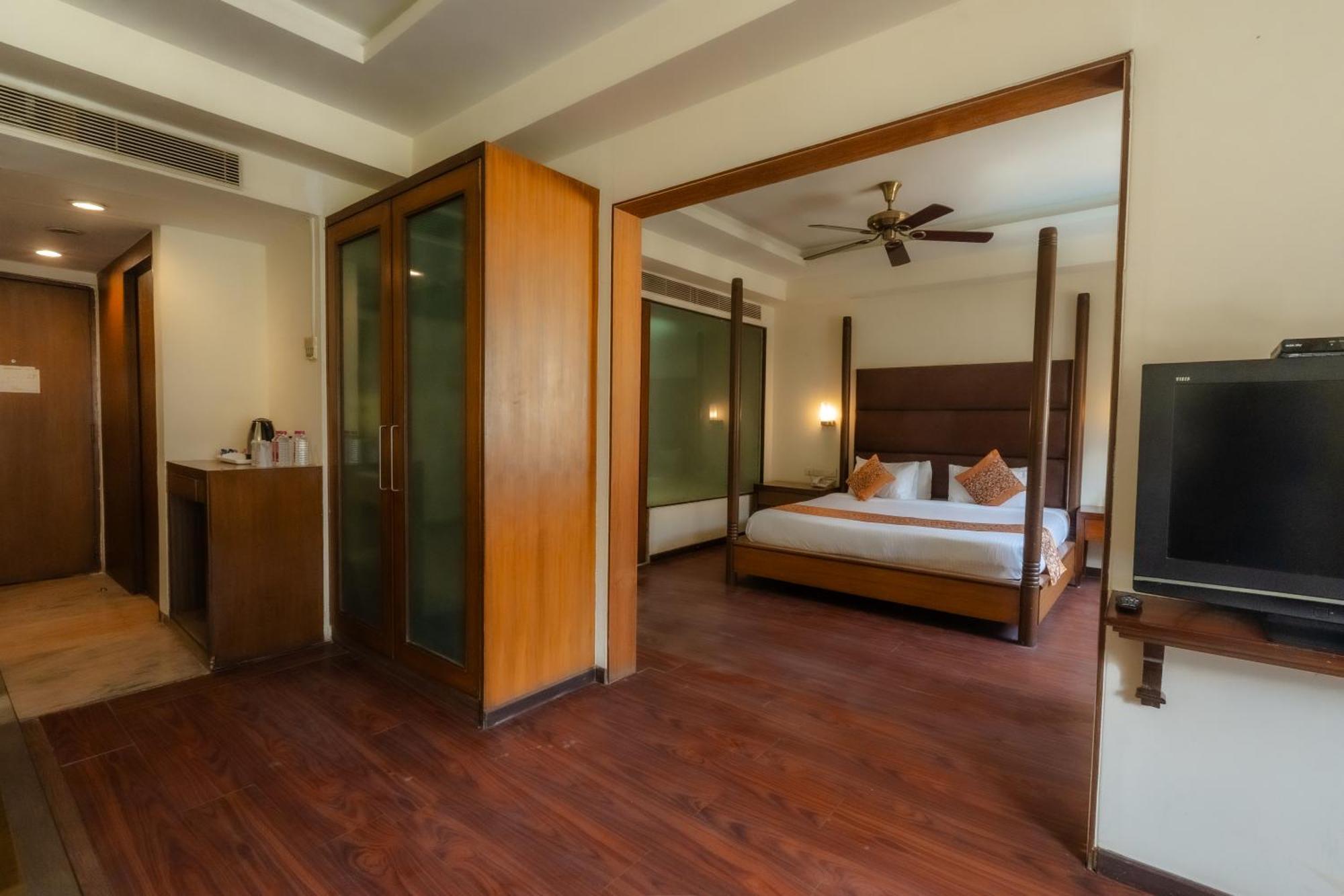 The Sky Imperial, Udaipur Ξενοδοχείο Εξωτερικό φωτογραφία