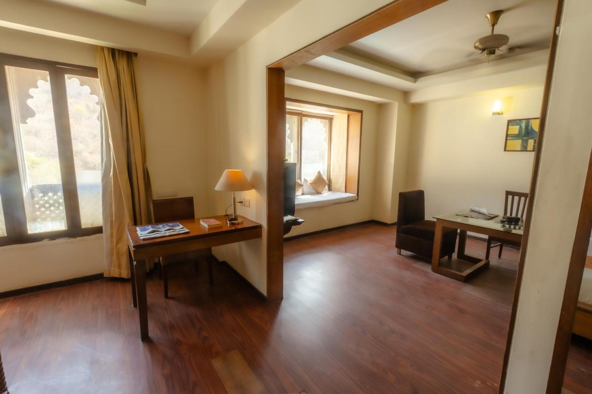The Sky Imperial, Udaipur Ξενοδοχείο Εξωτερικό φωτογραφία