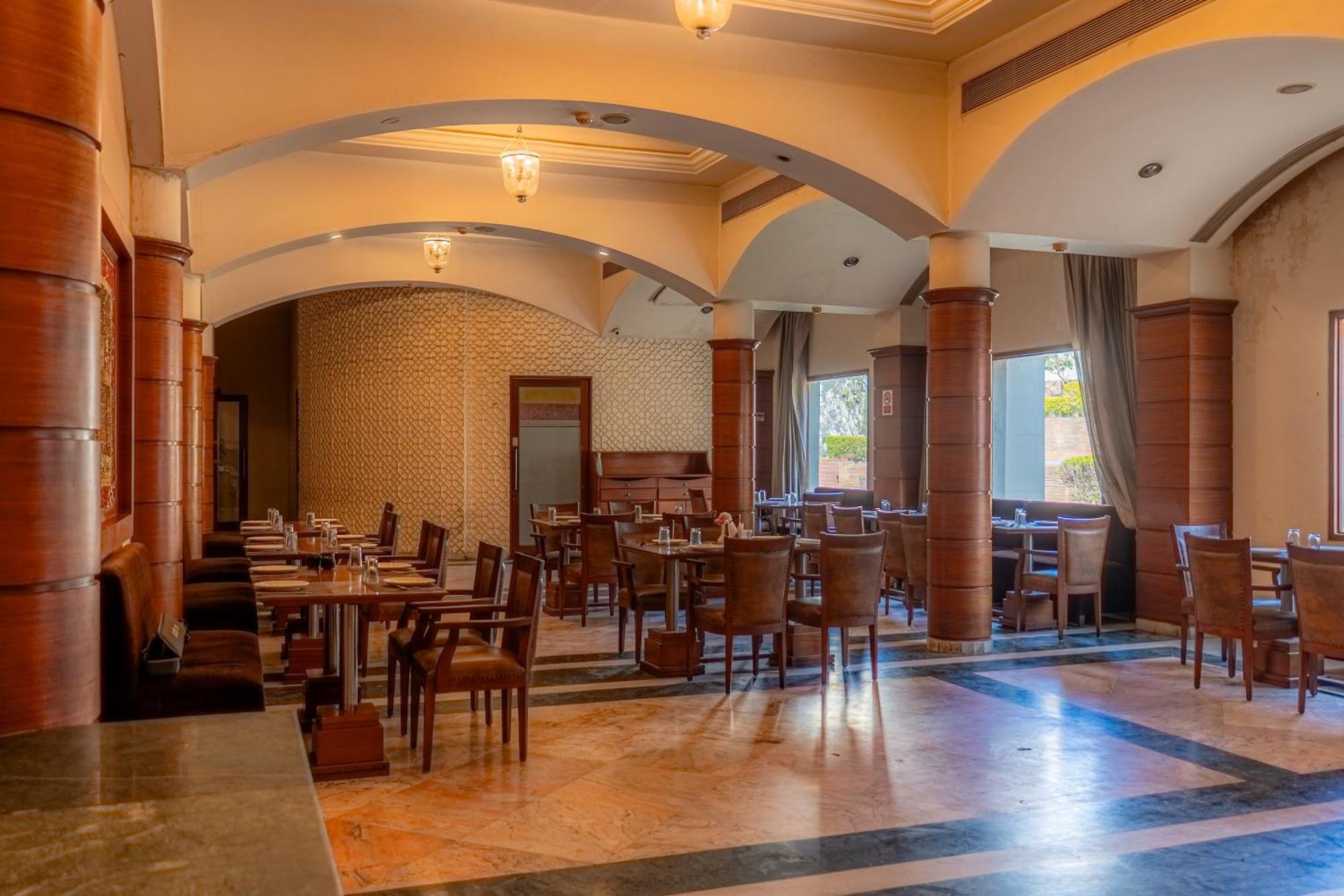 The Sky Imperial, Udaipur Ξενοδοχείο Εξωτερικό φωτογραφία